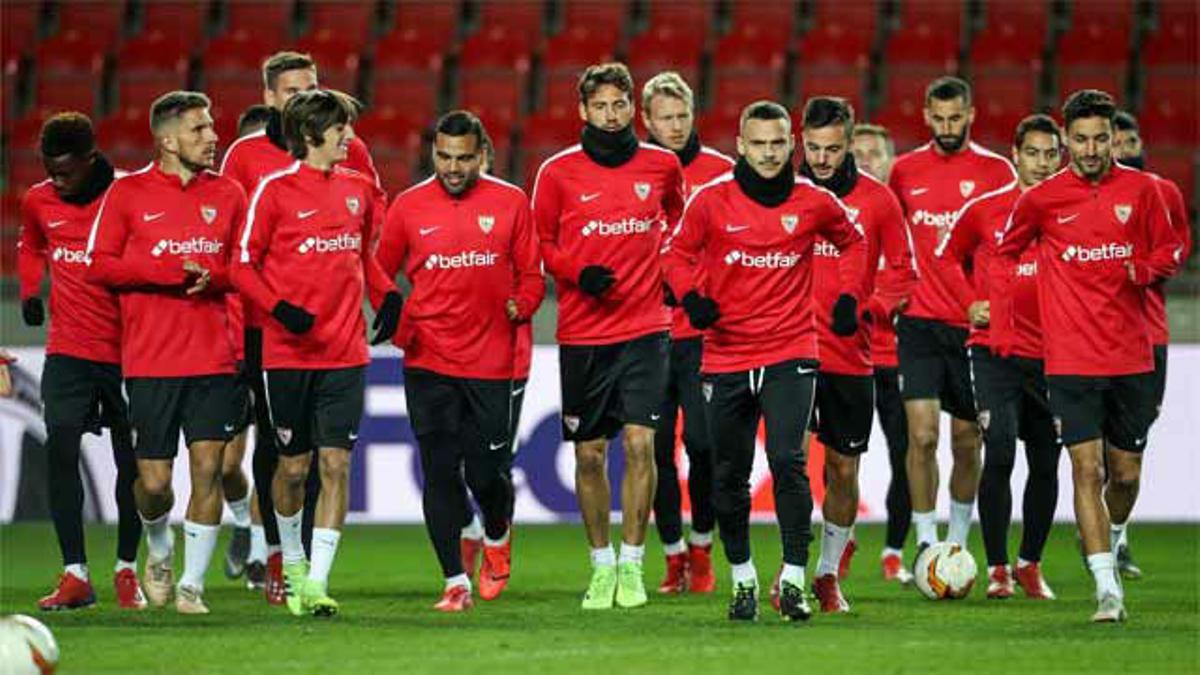 El Sevilla entrena en Praga en la víspera de su encuentro frente al Slavia