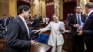 Iago Negueruela y Marga Prohens, ayer en el Parlament