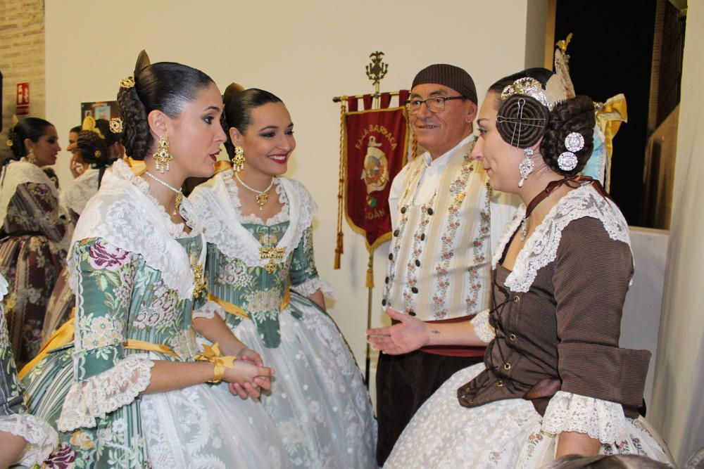 La sociedad fallera del Marítim se reúne en la fiesta de los bocetos