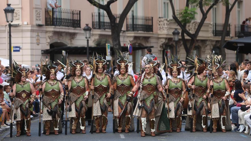 Todas las ayudas a las más de 400 comparsas de Moros y Cristianos de Valencia