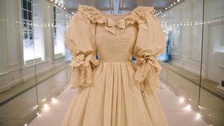 El vestido de novia de Lady Di, expuesto por primera vez en 25 años