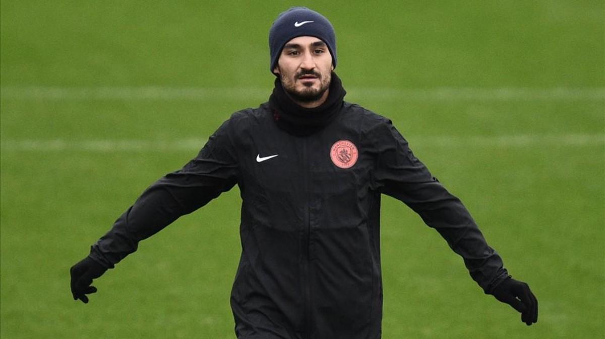 Gündogan, indignado con el arbitraje de Mateu Lahoz