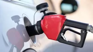 La gasolina continúa descendiendo: este es su precio más bajo hoy, martes 7 de mayo