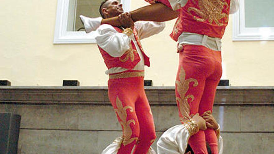 El Circo Nacional de Cuba trae a Gran Canaria un espectáculo que fusiona el  baile, la música y las acrobacias - La Provincia