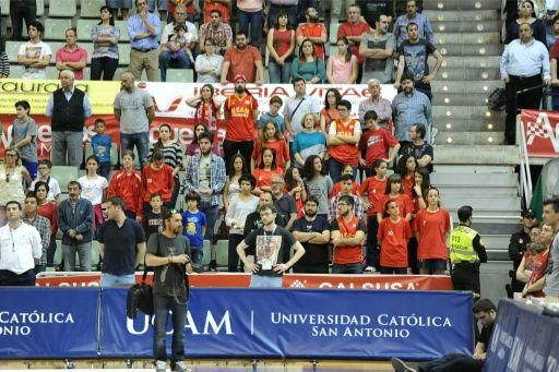 Partido entre el UCAM Baloncesto y el Manresa