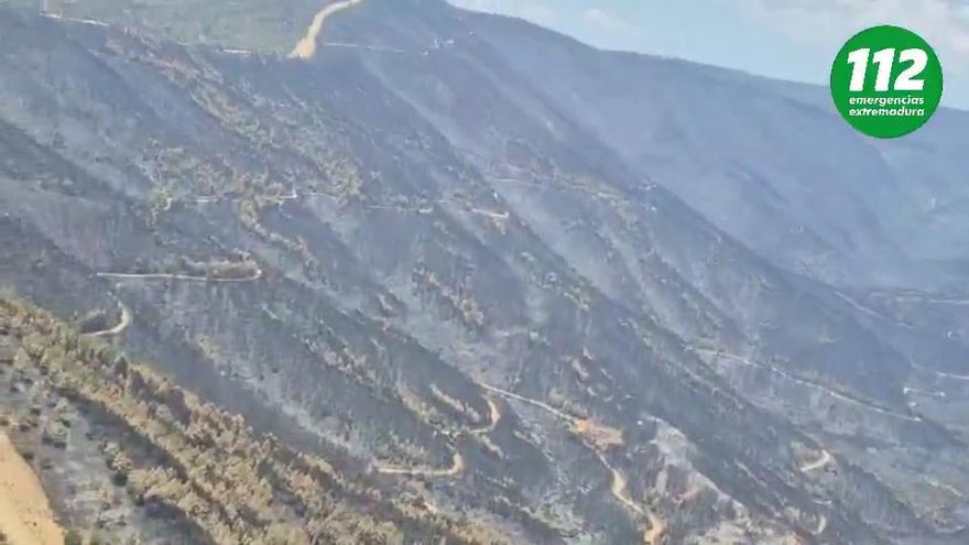 Video | Imágenes aéreas del incendio de Las Hurdes