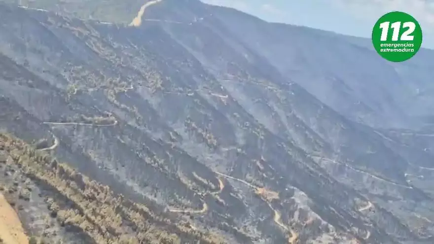 Video | Imágenes aéreas del incendio de Las Hurdes