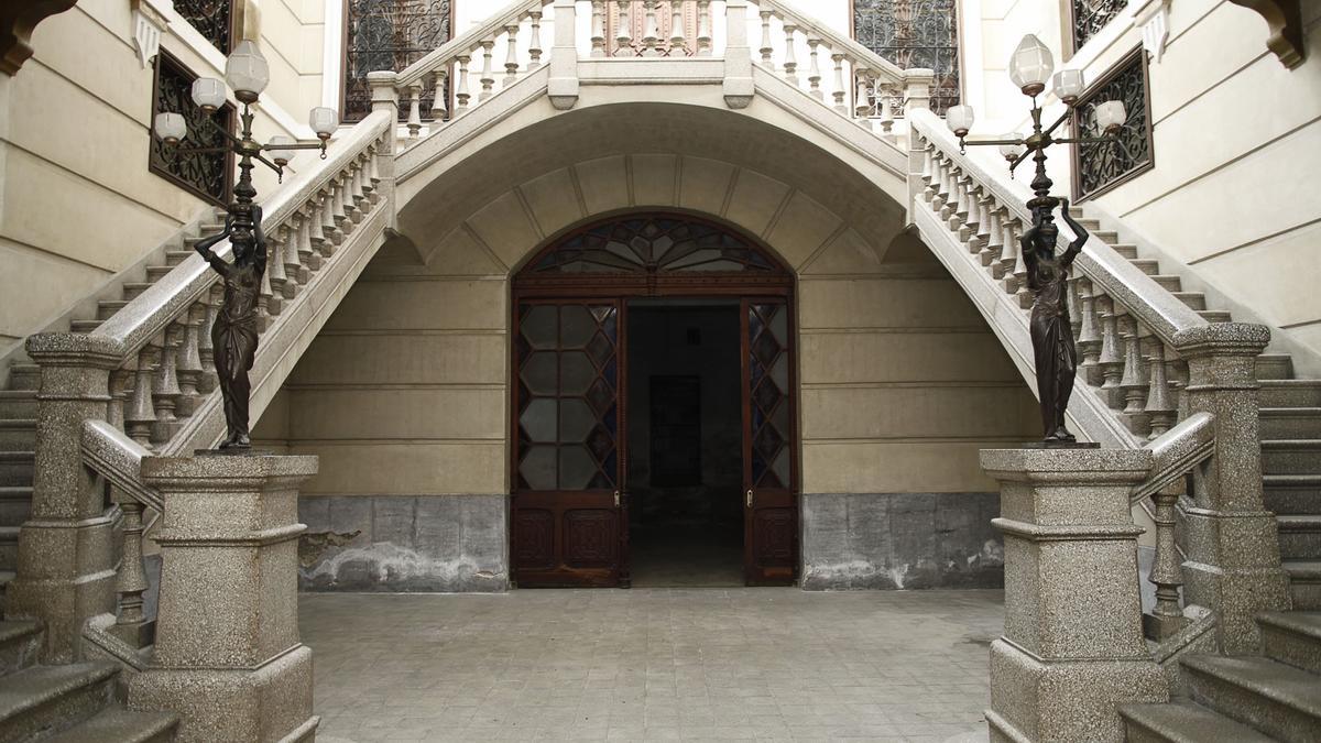 Le escales de l'interior de la Casa Nouvilas