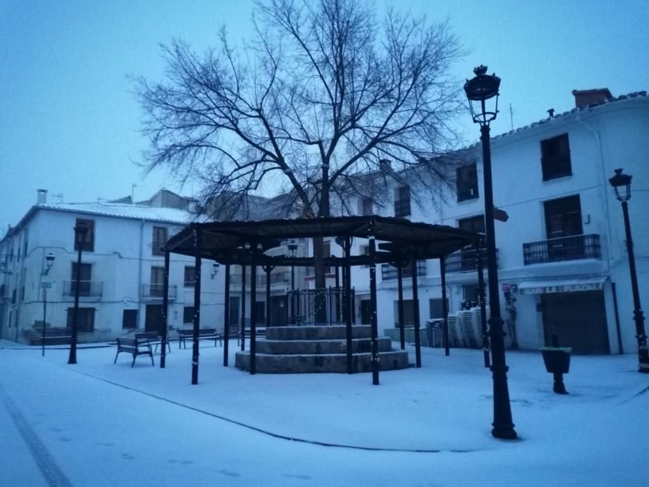 La nieve llega a Aras de los Olmos