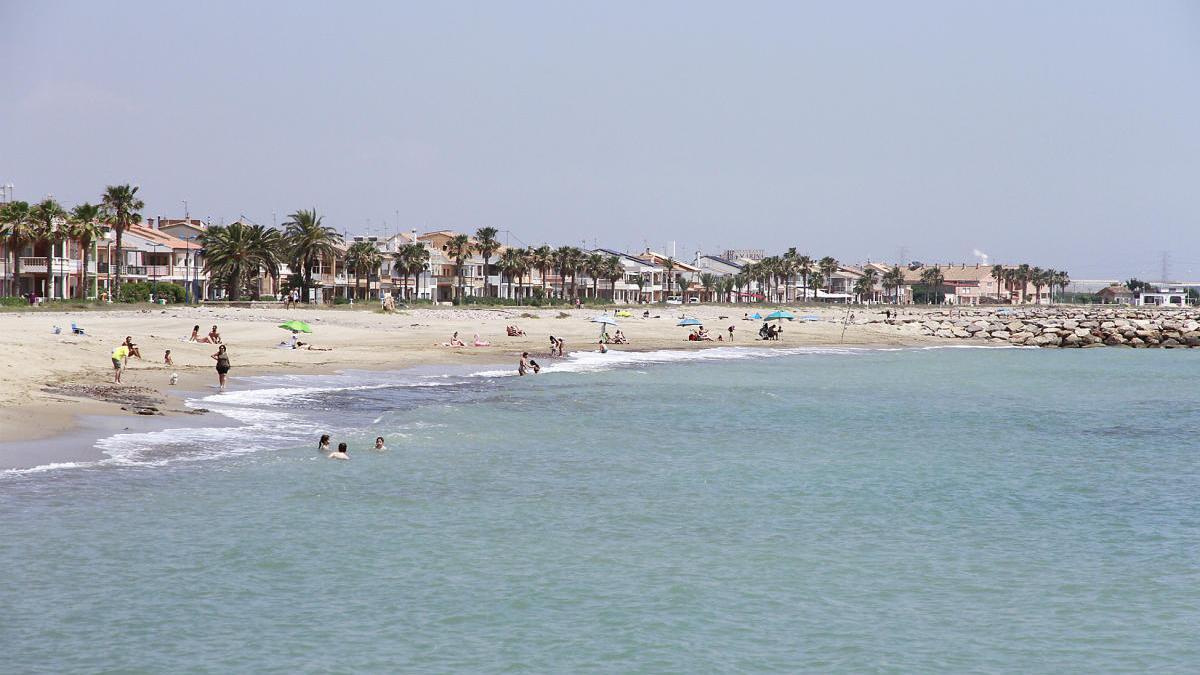 Puçol no autoriza la celebración de la fiesta de San Juan en su playa