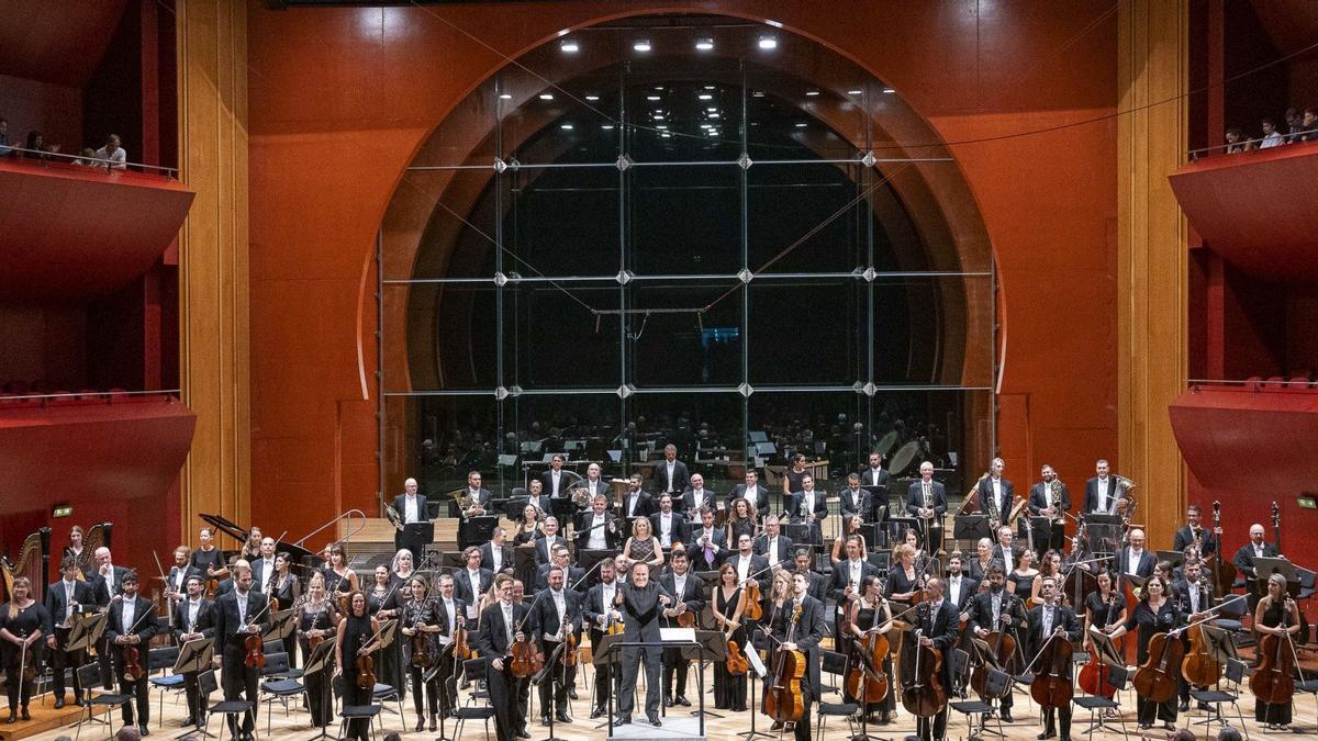 Orquesta Filarmónica de Gran Canaria, 7 de julio en el Alfredo Kraus fue titulado como “noche de debuts”