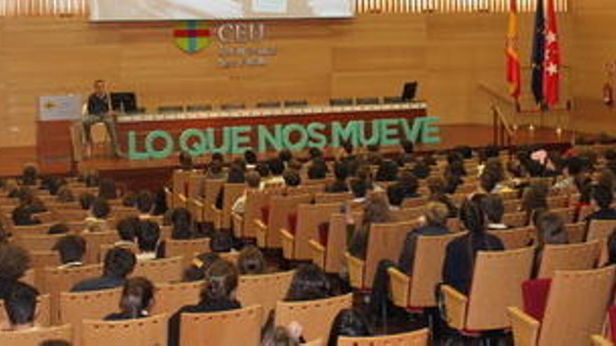 La UMH acoge un congreso de valores dirigido a los jóvenes