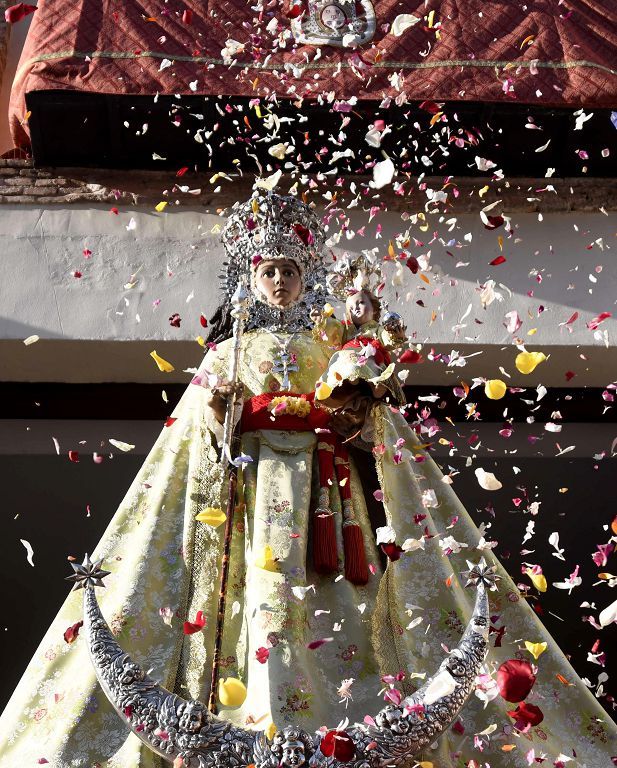 Así ha sido el regreso de la Virgen de la Fuensanta a su monasterio en Algezares