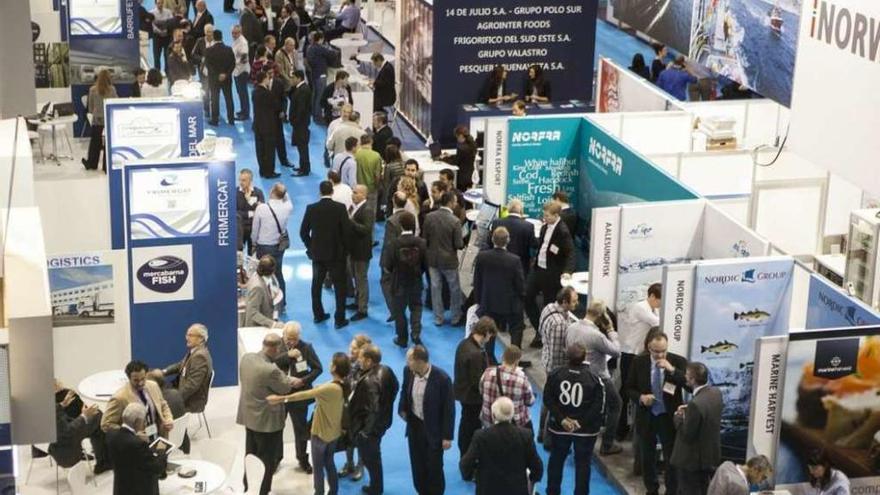 Algunos de los estands de otras ediciones de la Seafood Expo Global, en Bruselas. // nStand