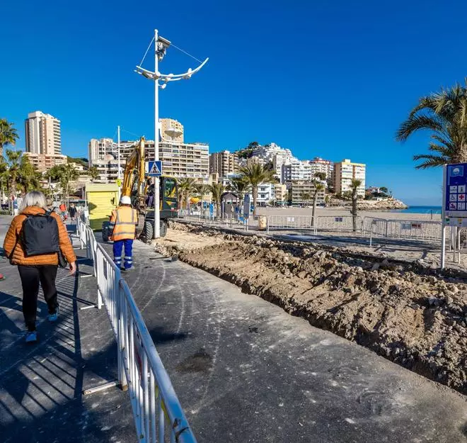 Obras en La Vila y Finestrat para crear un gran paseo peatonal y un vial asfaltado en la zona de la Cala