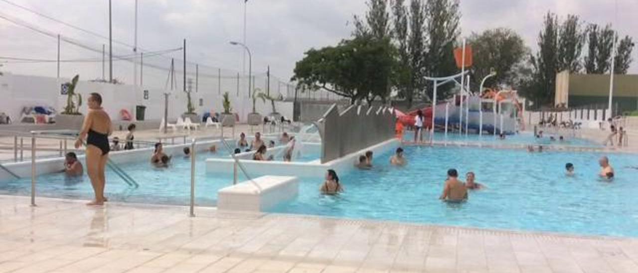 La piscina de verano de Paterna