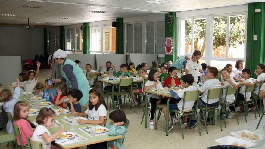 Imagen de archivo del comedor escolar del colegio de Figueiroa. // Bernabé/ Ana Agra