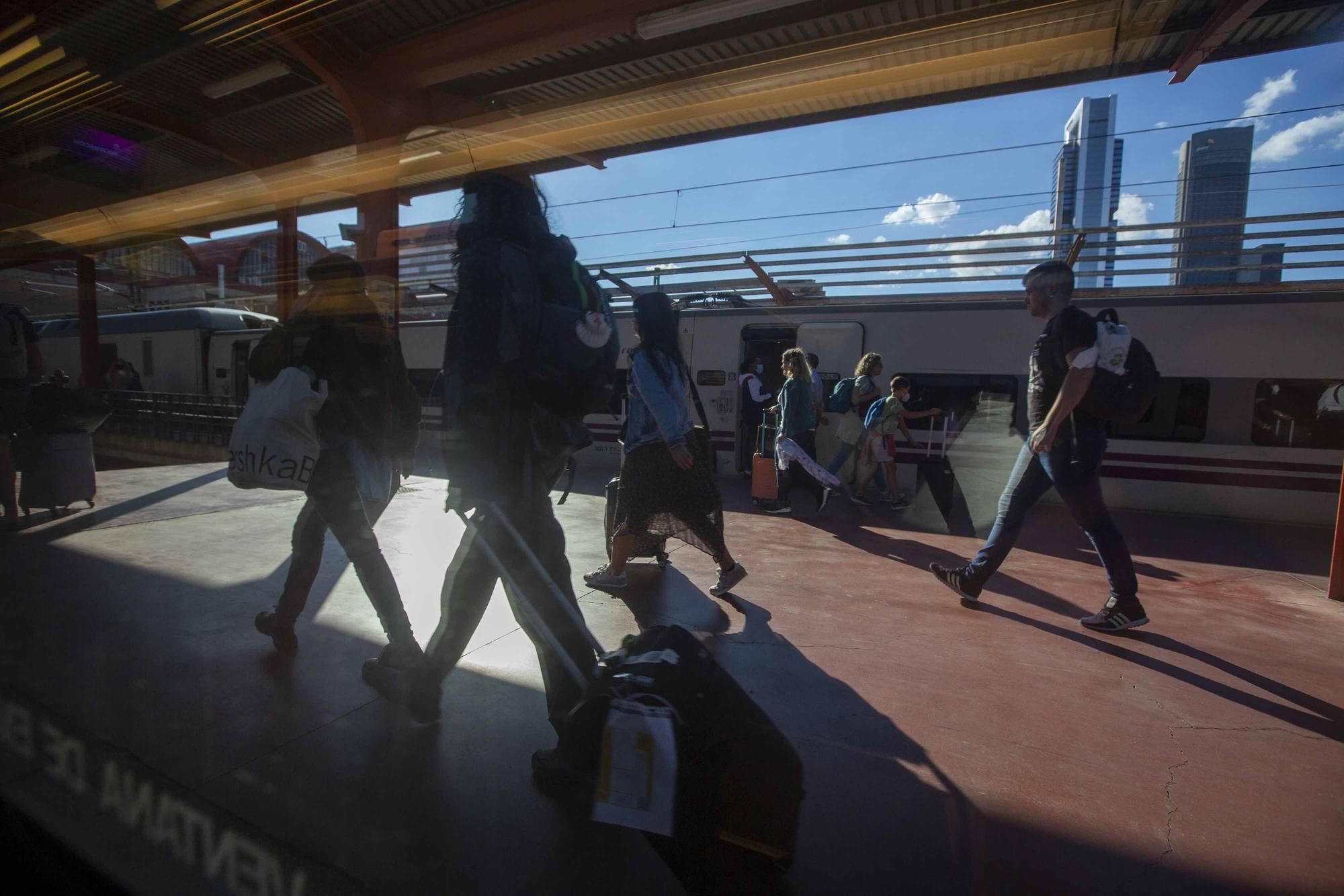 Así ven los pasajeros habituales el cambio de estación de Atocha a Chamartín