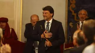 Barcala se compromete a gobernar con "todos" y "para todos" en su reelección como alcalde de Alicante