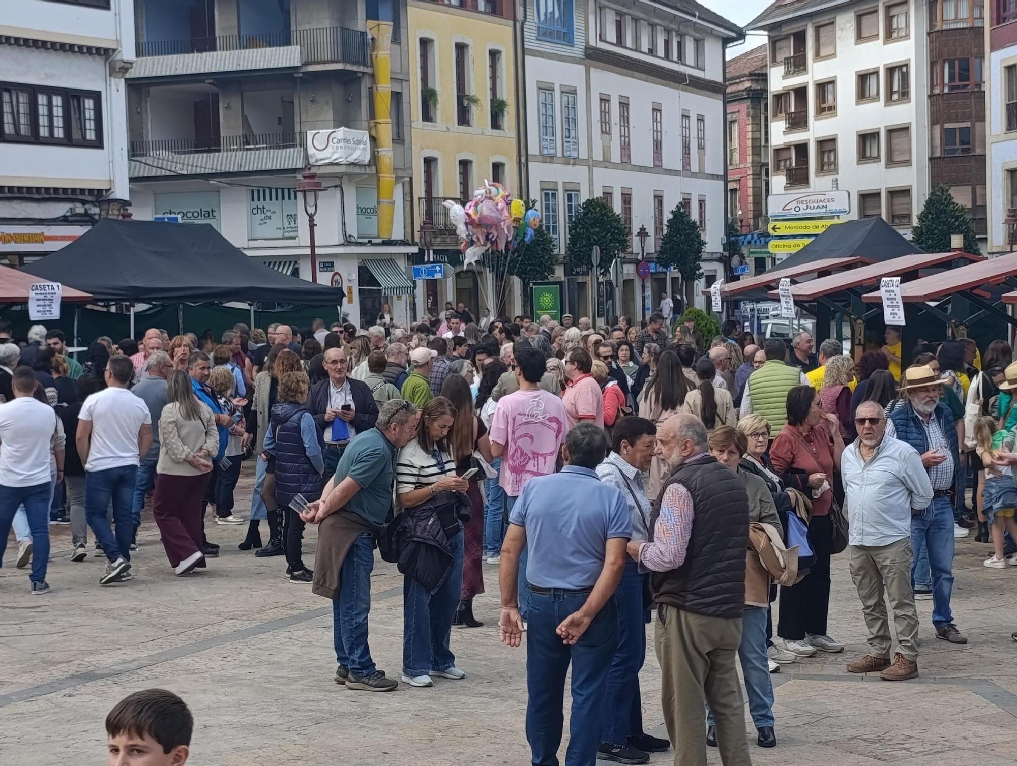 Héctor García, de Llanes,  gana la "champions" de la sidra casera en Villaviciosa
