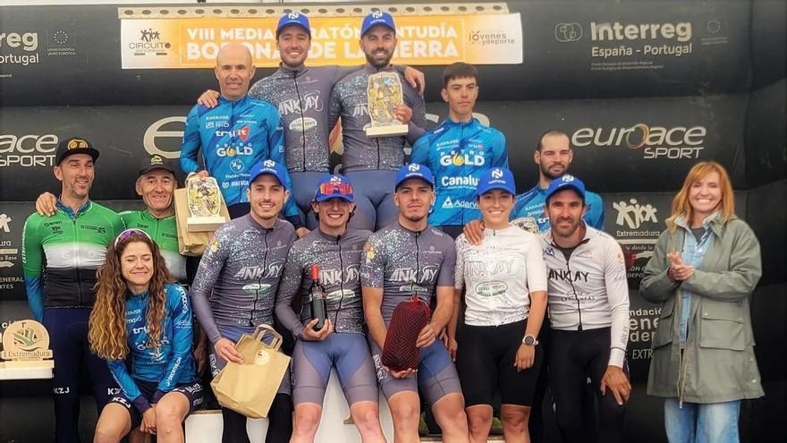 María Carrasco y Emilio Cordero de Ankay Team Monesterio campeones de Extremadura CXMM