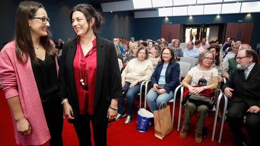 De izquierda a derecha, Marta Suárez y Laura Monje.