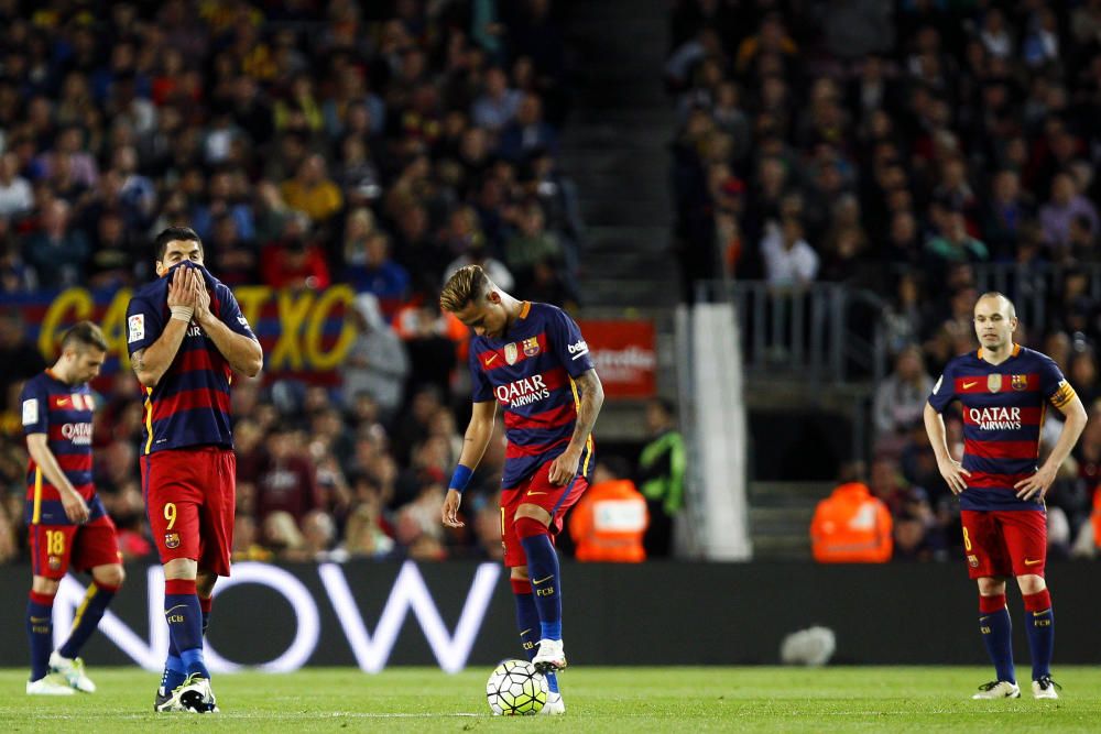 Imágenes del partido entre Barcelona y Valencia.