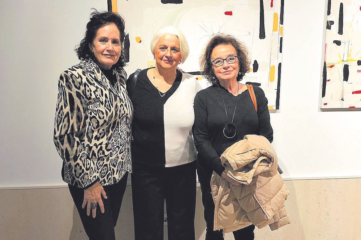 Pilar Ribal, Caterina Alberti y Carmen Navarro.