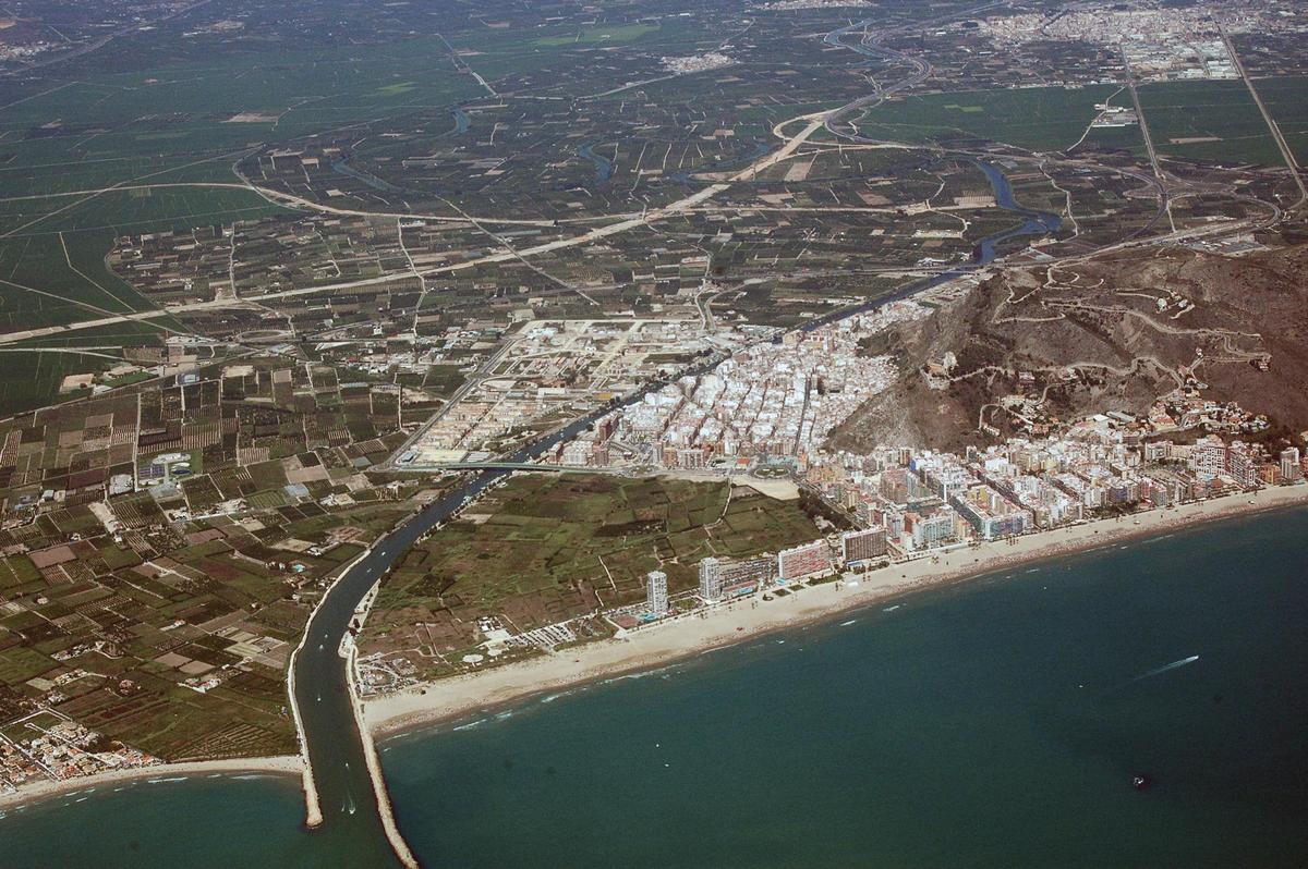 Vista aérea de Cullera y desembocadura del Xúquer.