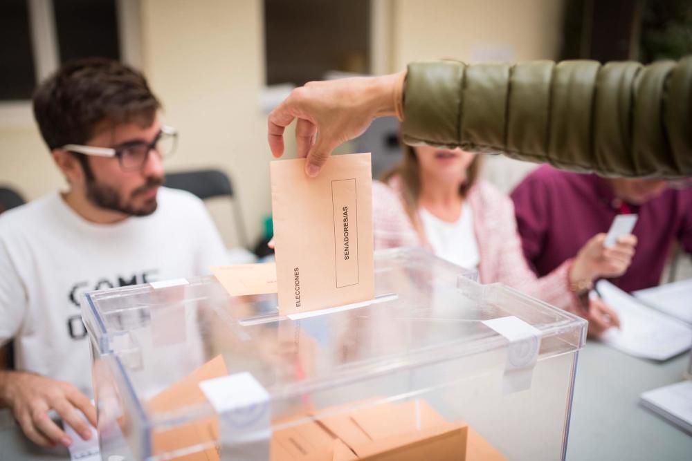 La jornada electoral del 10N en Tenerife
