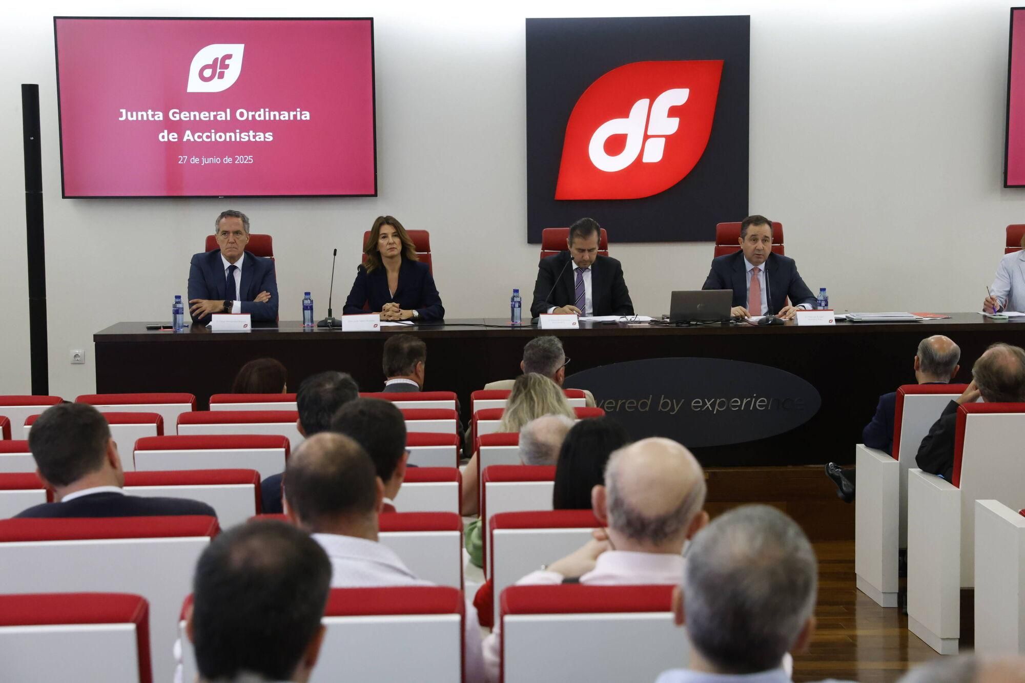 Así fue la junta general de accionistas de Duro Felguera