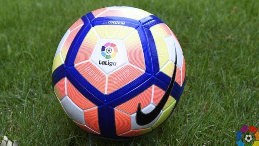 Así es el nuevo balón de LaLiga 2016/2017