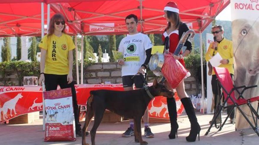 Bruno Alberich gana el II Canicross Solidario Faro del Albir