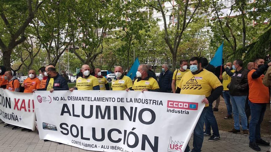 Los extrabajadores de Alu Ibérica plantean que Windar y Alueuropa compartan los terrenos en concurso