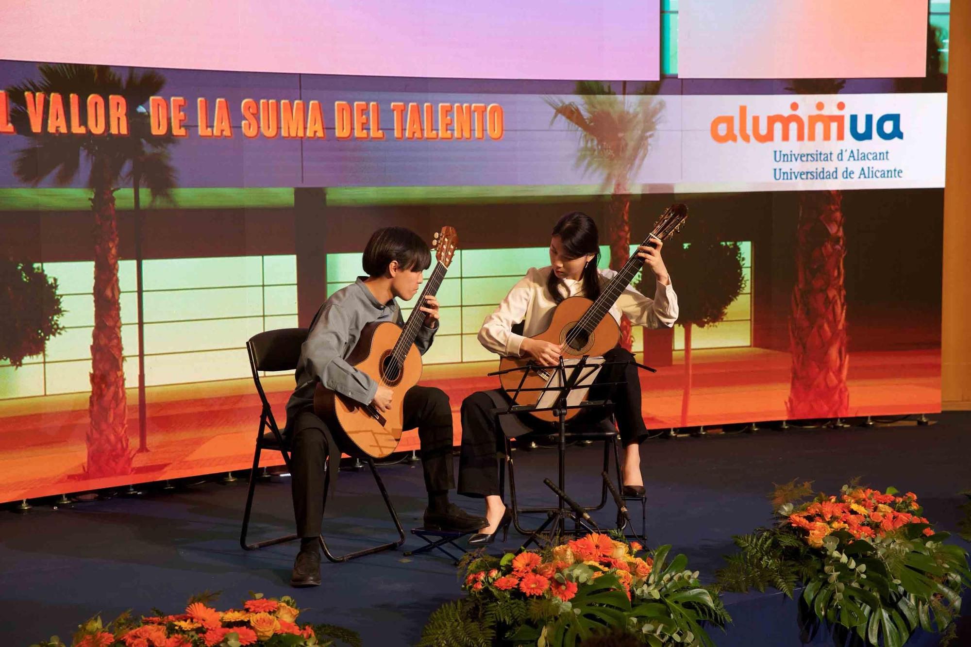 IV edición de la gala "Alumni UA" 2025 en la Universidad de Alicante