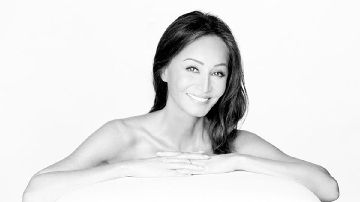 Isabel Preysler Lanza Su Porpia Línea Cosmética Woman