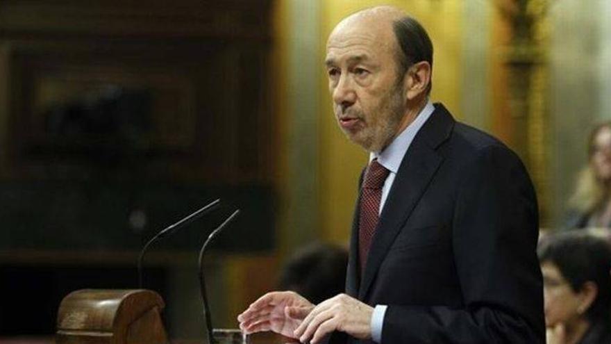 Rubalcaba: &quot;Al PP se le ha dado muy bien vivir en &#039;b&#039; muchos años&quot;