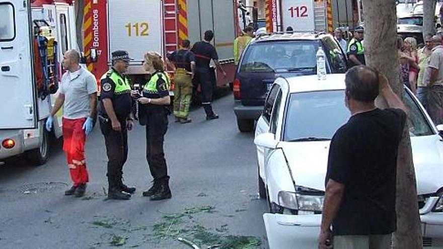 Dos heridos en un aparatoso accidente