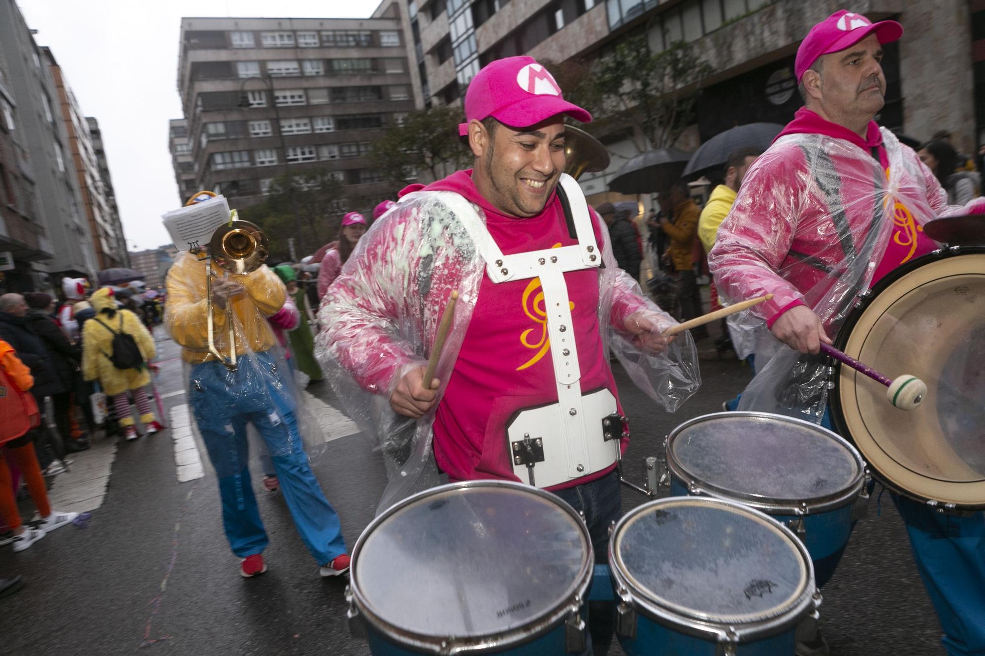 EN IMÁGENES: Gran desfile de Martes de Carnaval en Avilés