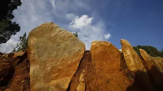El dolmen que dejó en Posadas la pista de su existencia por un anillo de piedras