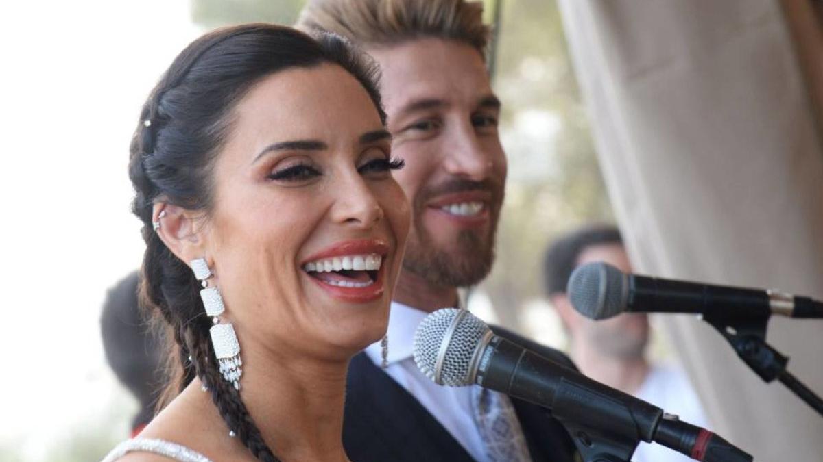 &quot;Hoy el día de hacer el amor borracho&quot;, dice Ramos tras la boda