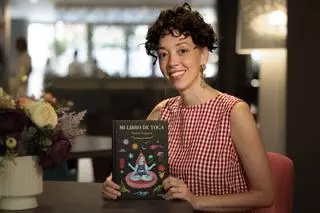 Una ilustradora de la Vall cuenta en un libro cómo superó el infierno de la depresión