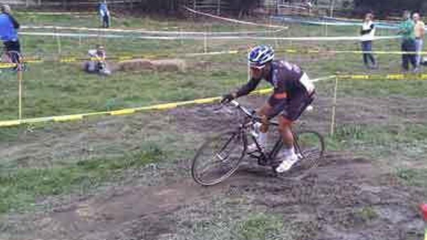 El Zamora CX domina el &quot;top ten&quot; en Asturias