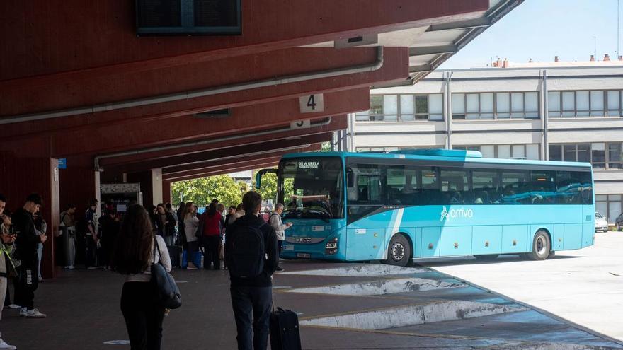 La estación de buses de A Coruña celebra su último aniversario en uso con la propiedad en disputa entre Xunta y Concello