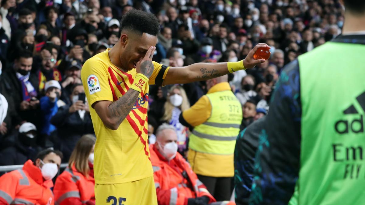 Aubameyang celebrando su gol en el Clásico