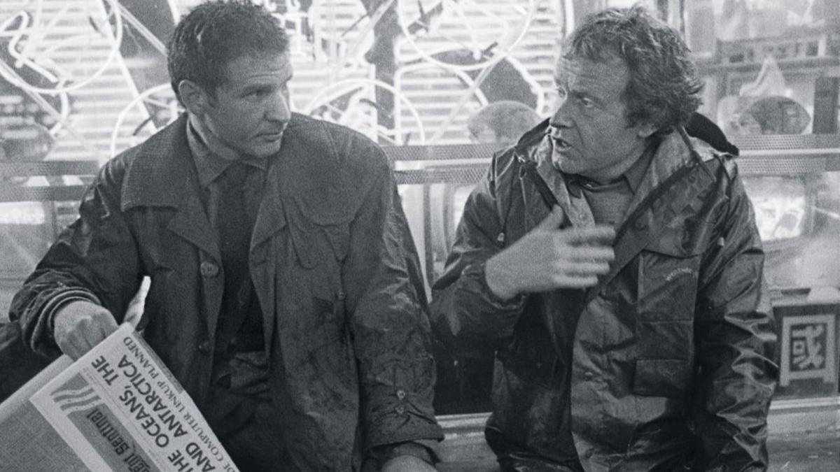 Ridley Scott (derecha), con Harrison Ford, en el rodaje de 'Blade runner'
