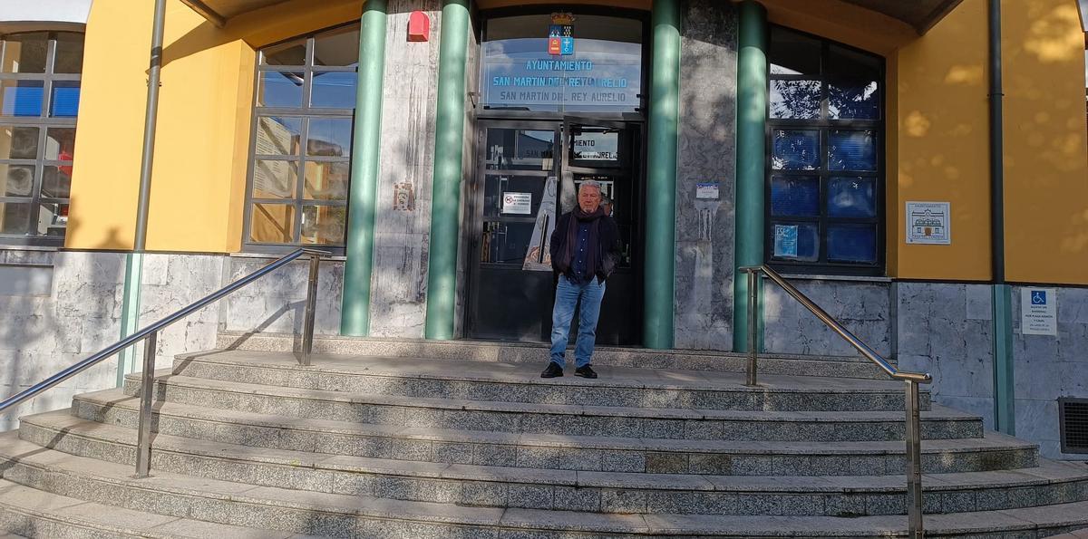 Manolo Peñayos, este jueves, antes del Pleno.