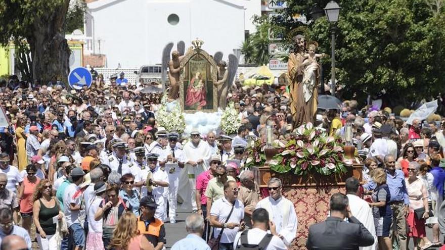 Procesión de San José y la Virgen de Las Nieves en Agaete