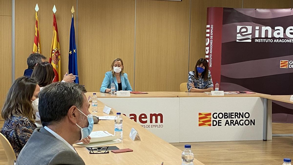 Las consejeras se han reunido en el Centro de Tecnologías Avanzadas del INAEM.