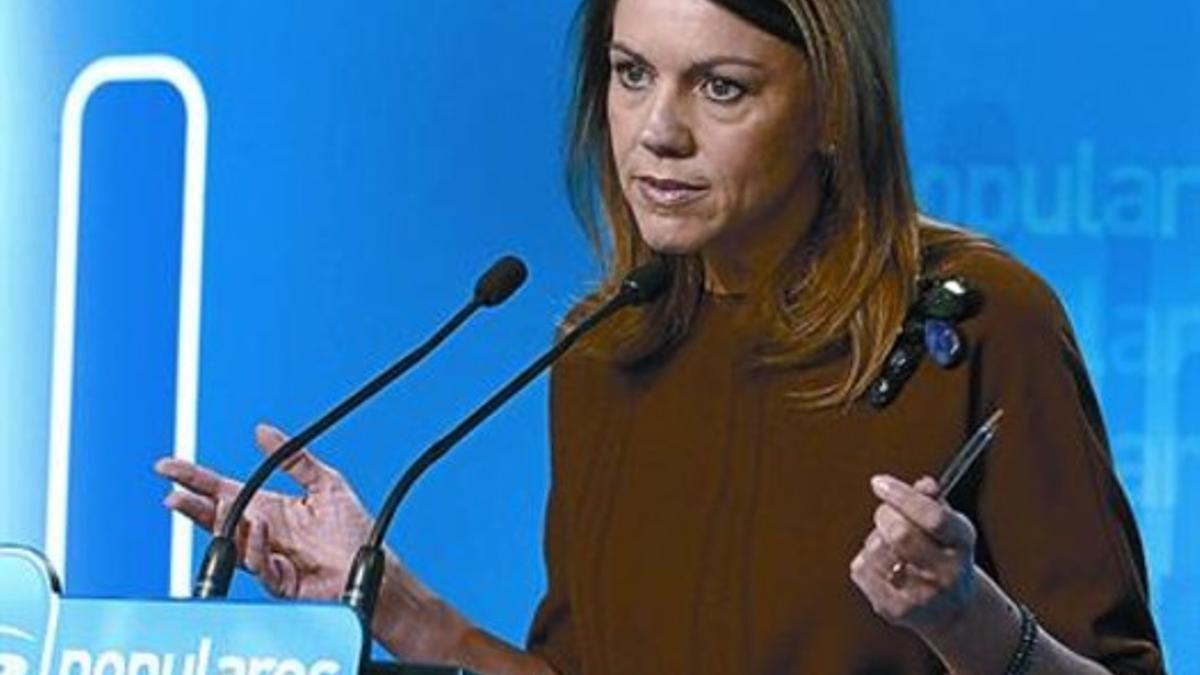 María Dolores de Cospedal, ayer, en la rueda de prensa.